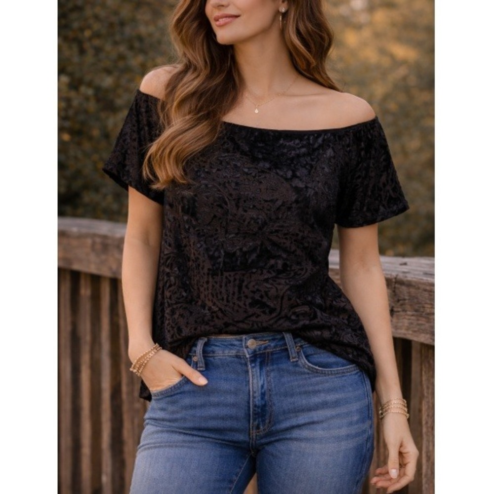 AGB Byer California Women's Black Burnout Velvet Paisley Cropped Top Size S‎
